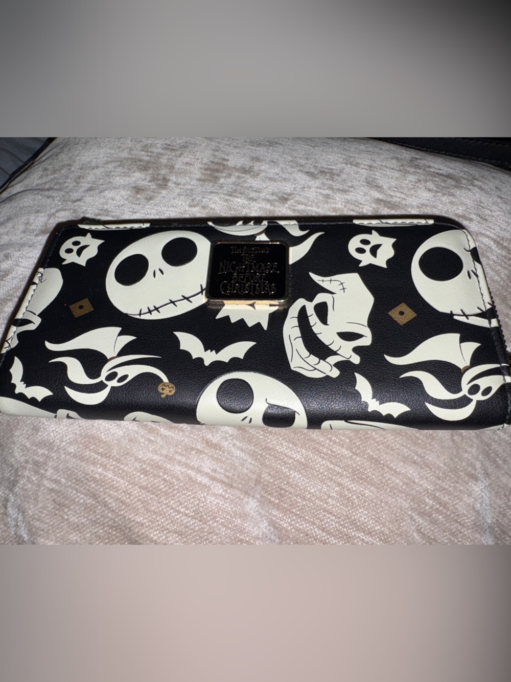 The Nightmare Before Christmas Black & Cream Zip Wallet - Licensed Design